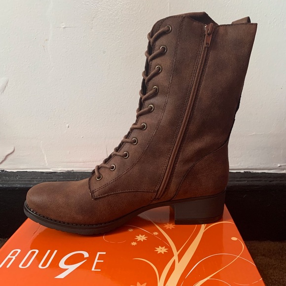 Shoes - Lace up combat boots